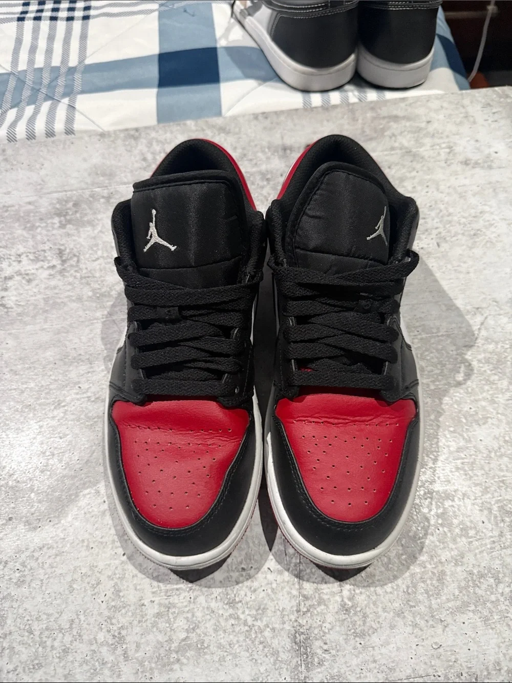 Jordan Men's Sneakers Black and Red